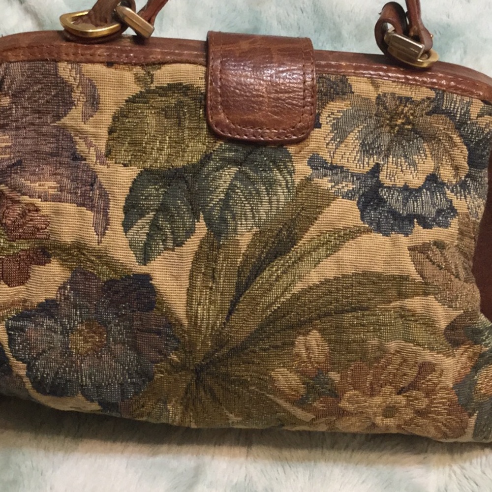 Purse - Picture 4 of 8